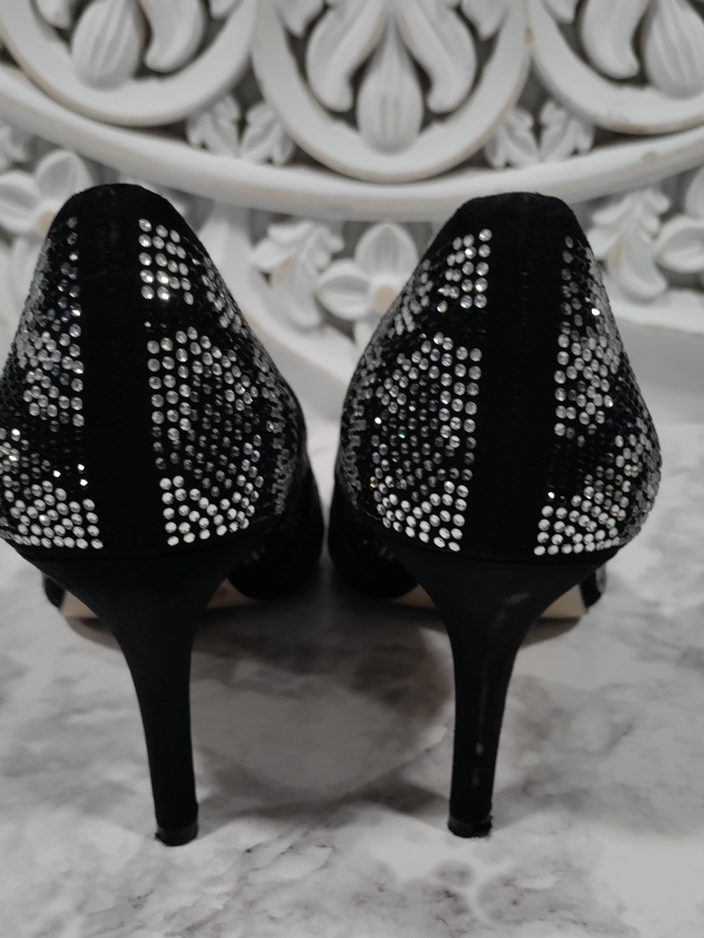 BCBG Generation Black Rhinestone Pointed Toe Pumps Size 8.5M